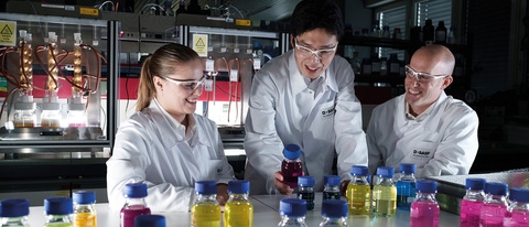 Glysantin scientists in lab Glysantin scientists in lab